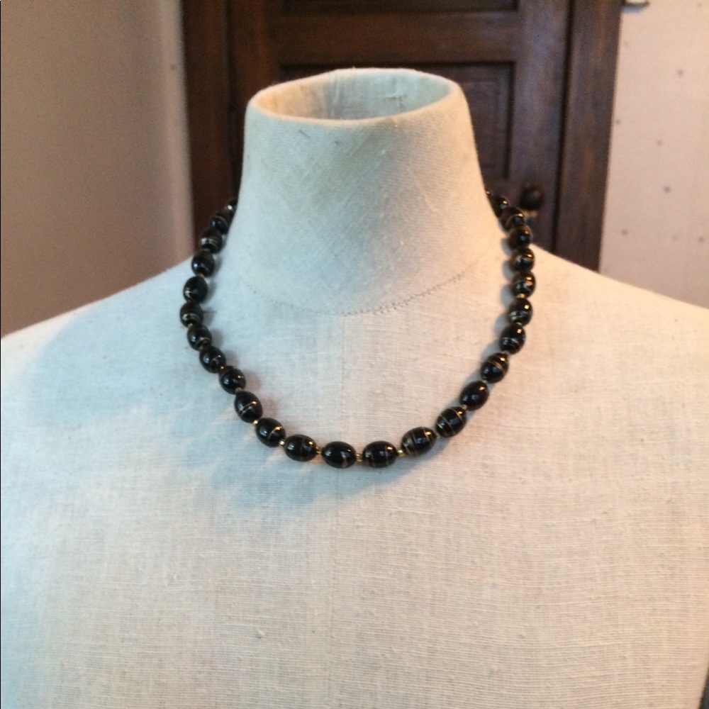 Choker style necklace